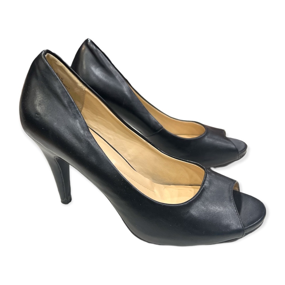 Andrew Geller "Tagalong" classic peep toe pumps - Picture 3 of 5